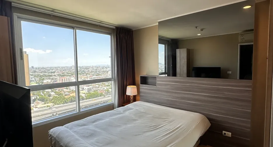 For sale 1 bed condo in Watthana, Bangkok