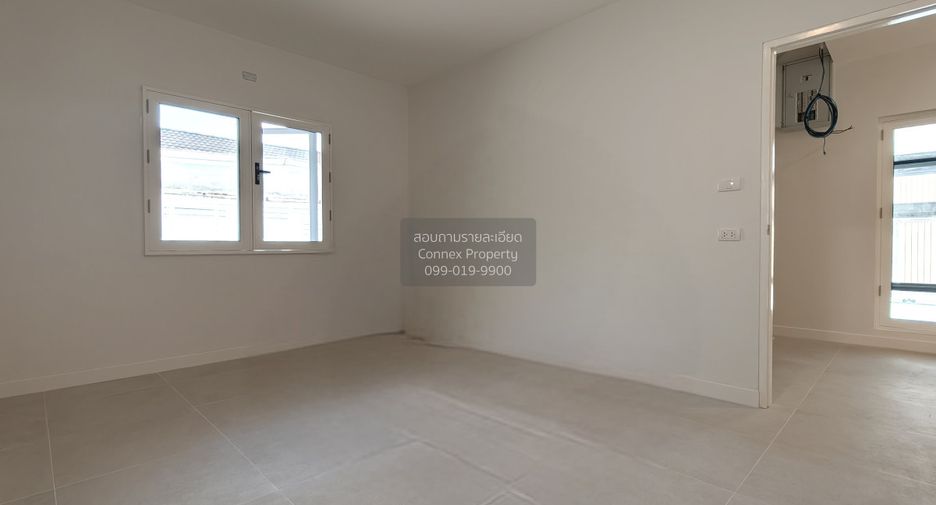 Haus zur Miete mit 4 Zimmer in Huai Khwang, Bangkok