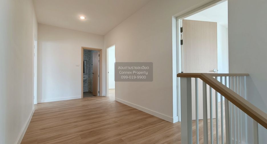 Haus zur Miete mit 4 Zimmer in Huai Khwang, Bangkok