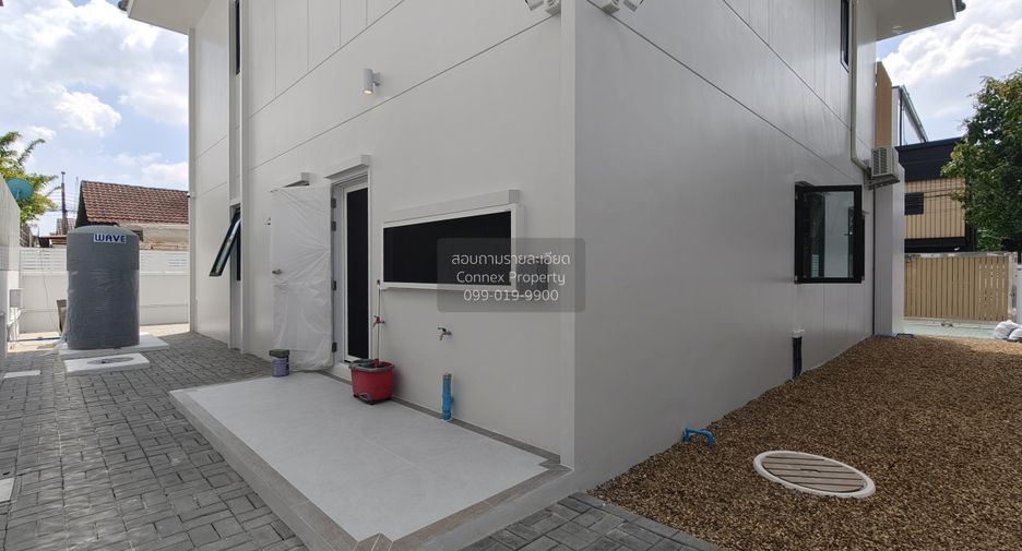Haus zur Miete mit 4 Zimmer in Huai Khwang, Bangkok