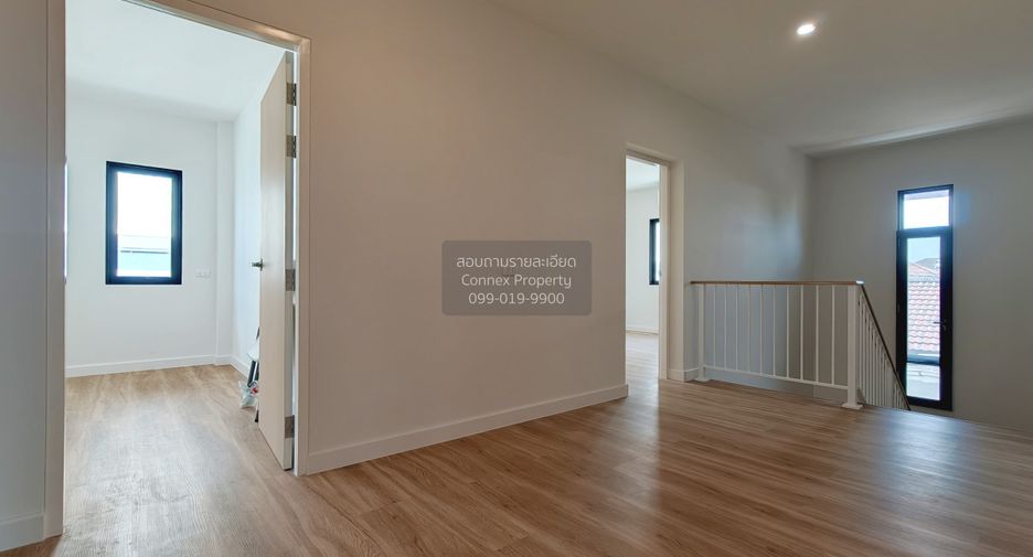 Haus zur Miete mit 4 Zimmer in Huai Khwang, Bangkok