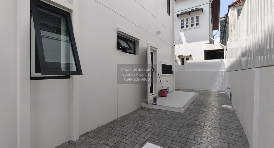 Haus zur Miete mit 4 Zimmer in Huai Khwang, Bangkok