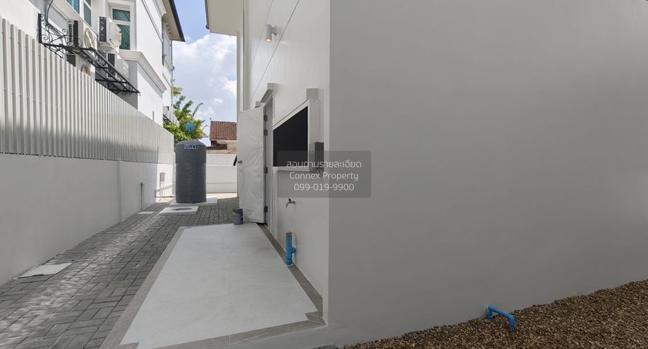 Haus zur Miete mit 4 Zimmer in Huai Khwang, Bangkok