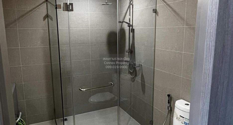For rent 2 bedrooms condo in Pathum Wan, Bangkok