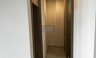For rent 2 bedrooms condo in Pathum Wan, Bangkok