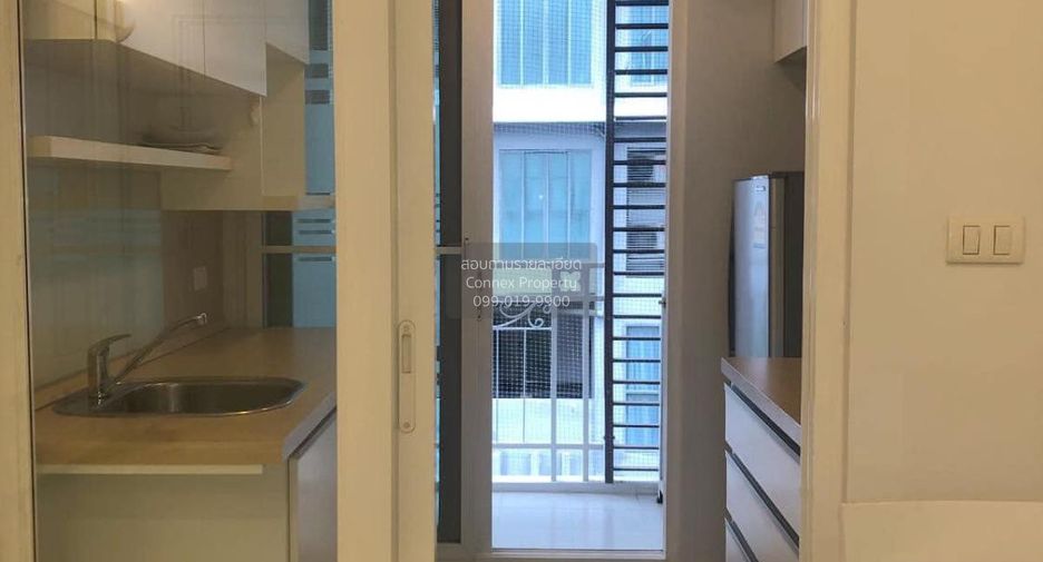 Condo en alquiler de 1 habitaciones en Khlong San, Bangkok