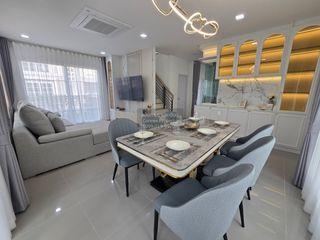 For rent 4 bedrooms house in Mueang Samut Prakan, Samut Prakan