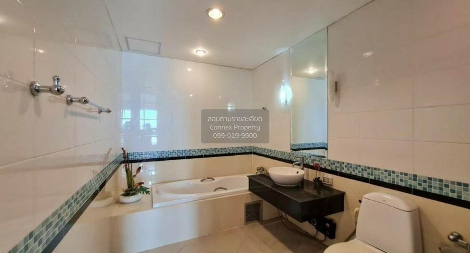 Wohnung zur Miete mit 3 Zimmer in Khlong Toei, Bangkok