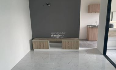 Condo en alquiler de 2 habitaciones en Lak Si, Bangkok
