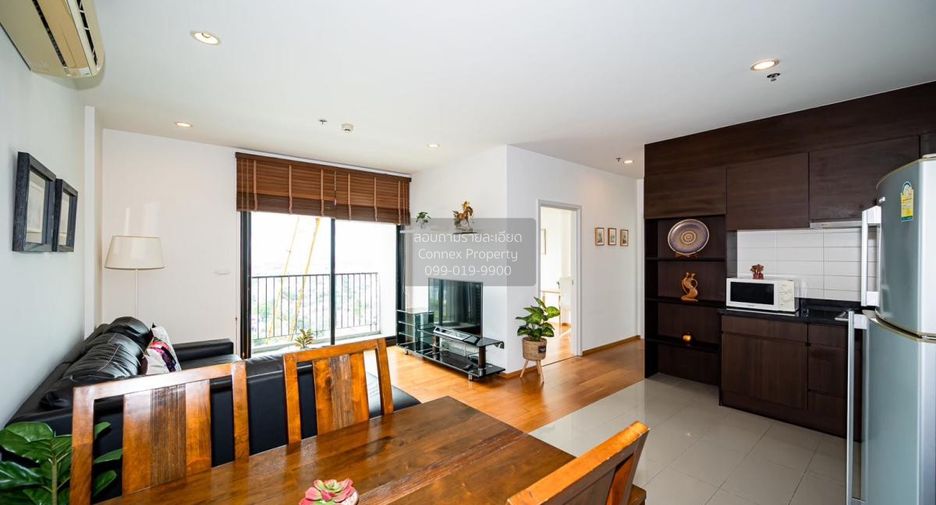For rent 2 bedrooms condo in Phaya Thai, Bangkok