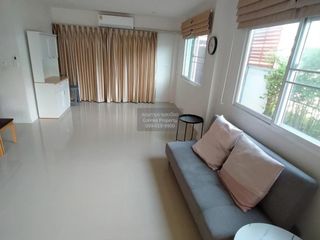 À louer 3 chambres maison de ville à Bang Bua Thong, Nonthaburi