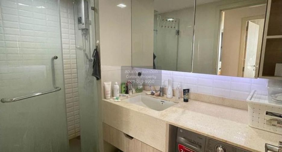 For rent 2 bedrooms condo in Phra Khanong, Bangkok