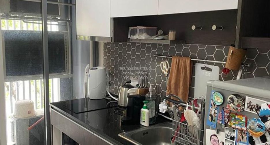 For rent 2 bedrooms condo in Phra Khanong, Bangkok