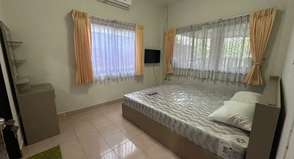 For rent 3 bedrooms house in Mueang Phuket, Phuket