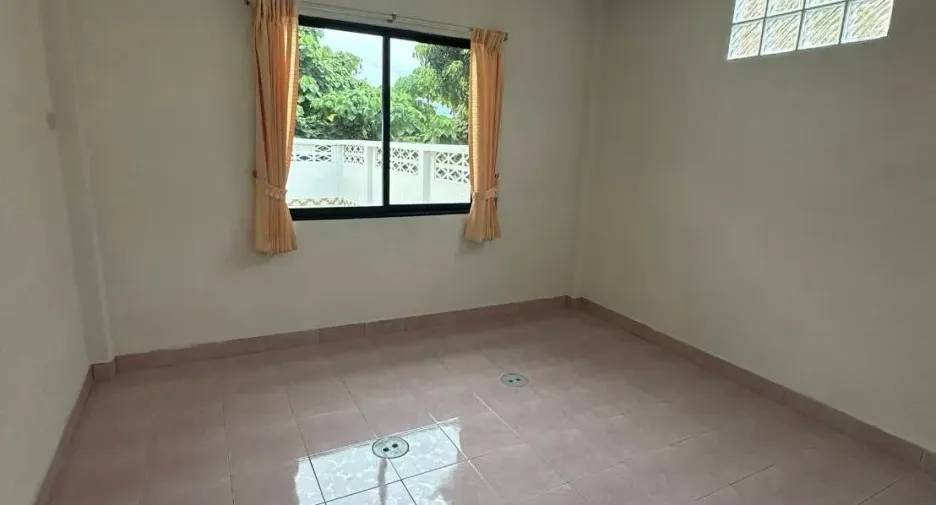 For rent 3 bedrooms house in Mueang Phuket, Phuket