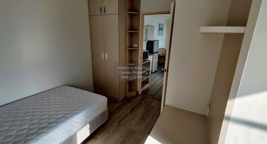 For rent 2 bedrooms condo in Ratchathewi, Bangkok