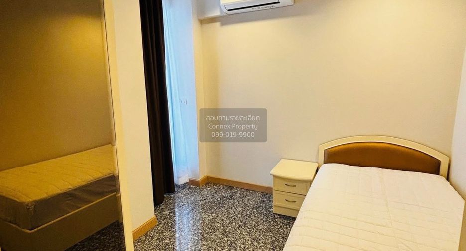 For rent 2 bedrooms condo in Ratchathewi, Bangkok