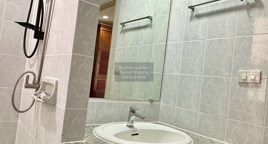 For rent 2 bedrooms condo in Ratchathewi, Bangkok