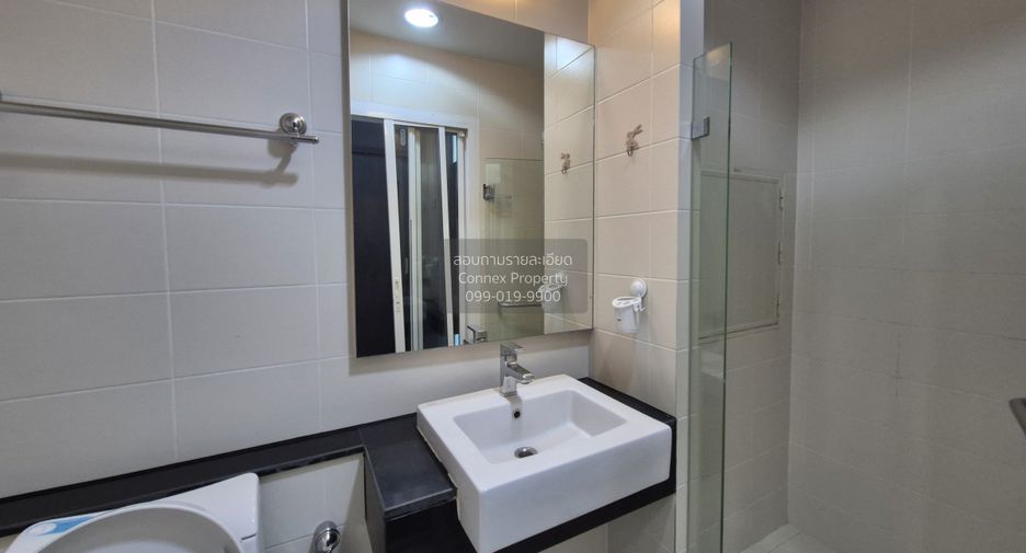 For rent 2 bedrooms condo in Ratchathewi, Bangkok