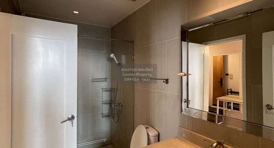 For rent 2 bedrooms condo in Sathon, Bangkok