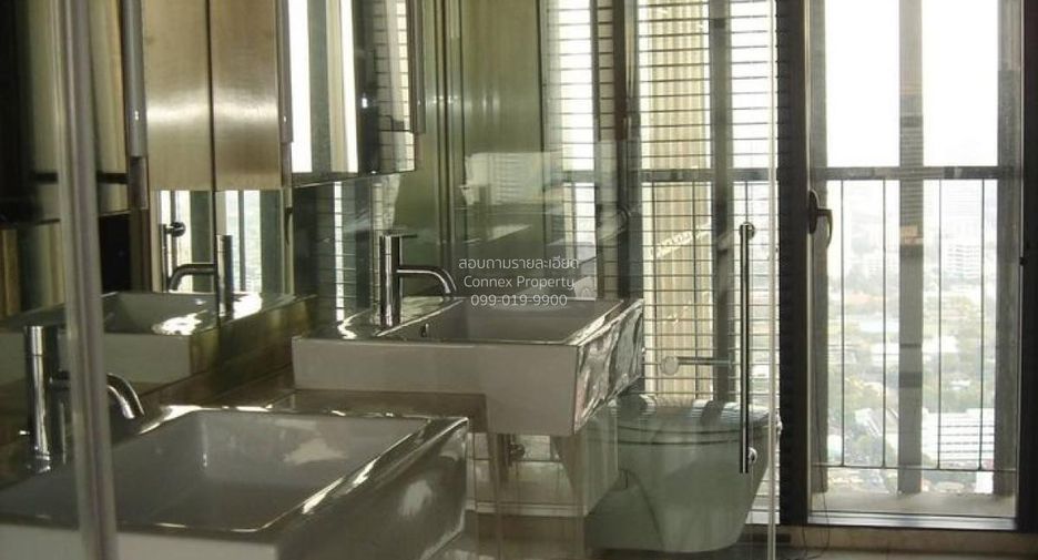 For rent 3 bedrooms condo in Sathon, Bangkok