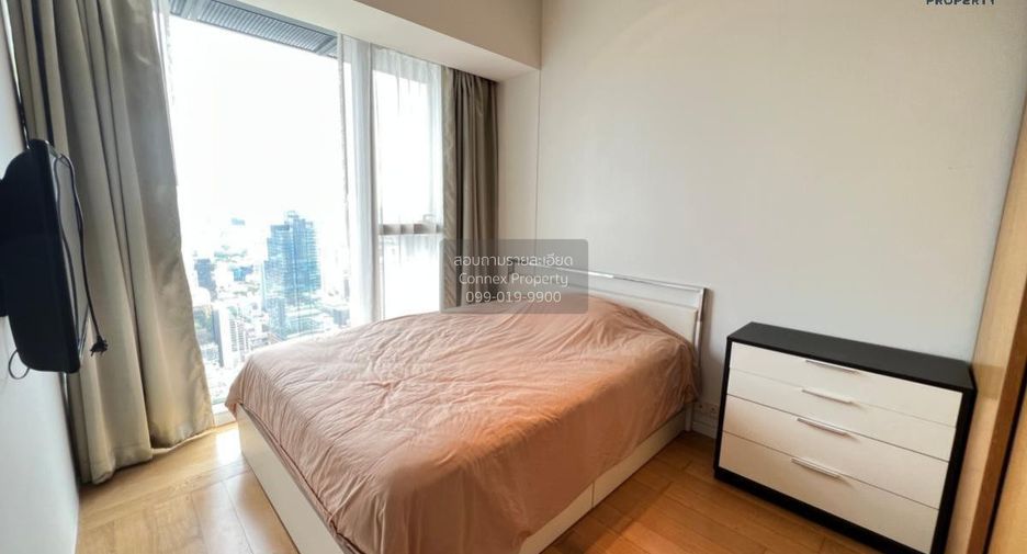 For rent 3 bedrooms condo in Sathon, Bangkok