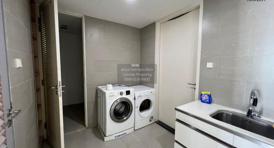For rent 3 bedrooms condo in Sathon, Bangkok