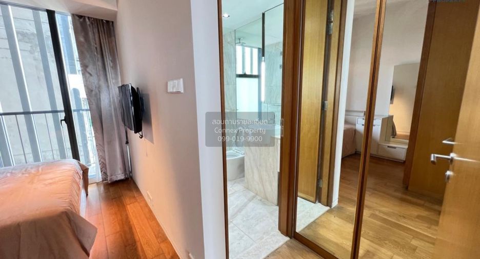 For rent 3 bedrooms condo in Sathon, Bangkok