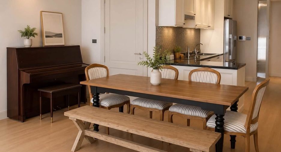 For rent 3 bedrooms condo in Watthana, Bangkok