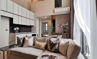 For rent 2 bedrooms condo in Phra Khanong, Bangkok