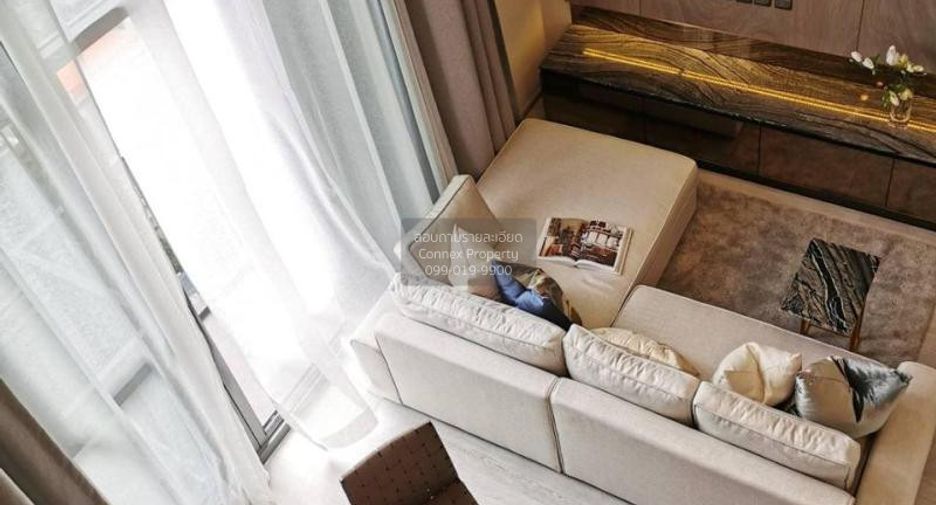 For rent 2 bedrooms condo in Phra Khanong, Bangkok