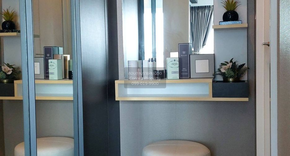 For rent 2 bedrooms condo in Thon Buri, Bangkok