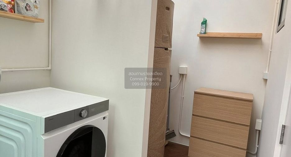For rent 3 bedrooms townhouse in Bang Phli, Samut Prakan