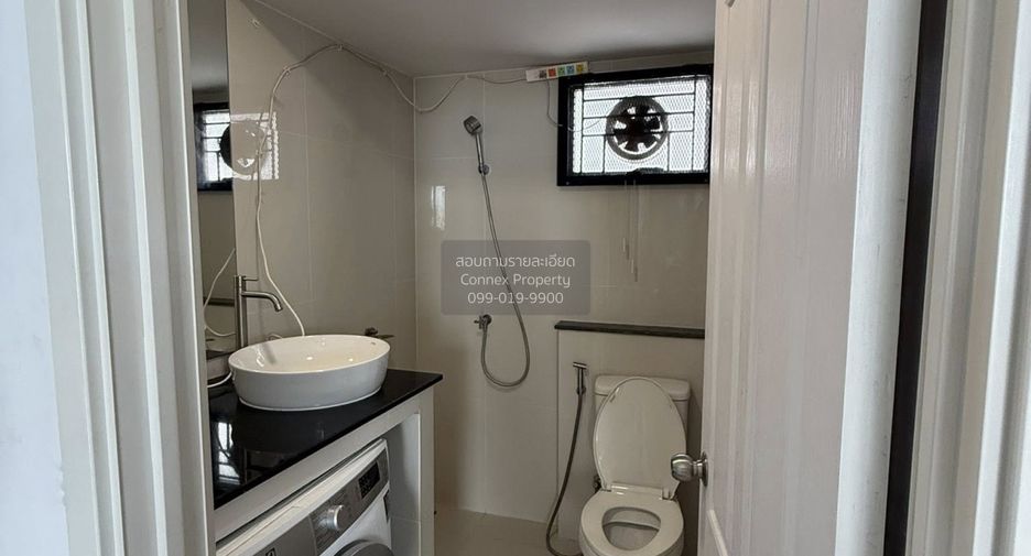 Haus zur Miete mit 3 Zimmer in Bang Sao Thong, Samut Prakan