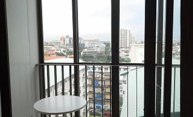 Condo en alquiler de 1 habitaciones en Bang Na, Bangkok