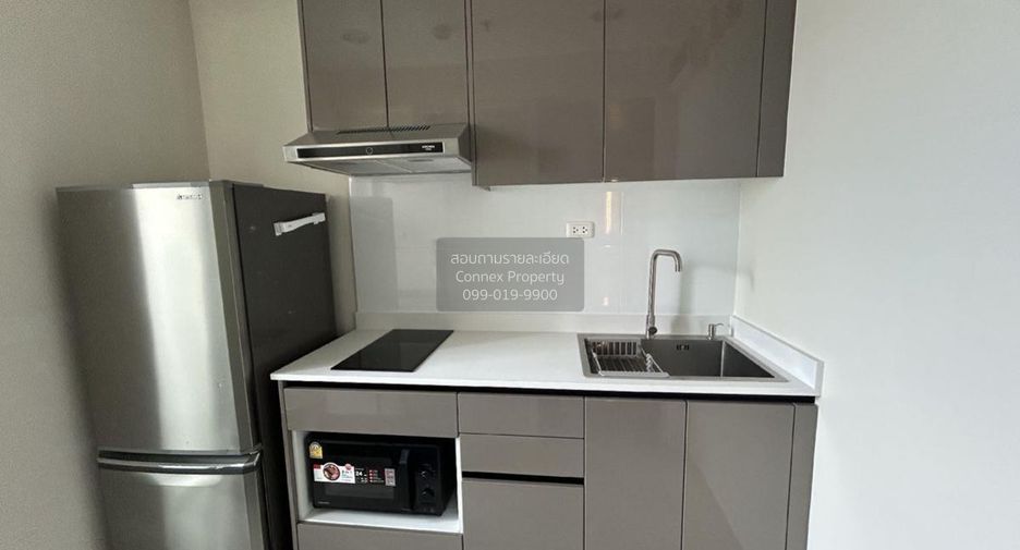 For rent 2 bedrooms condo in Khlong San, Bangkok