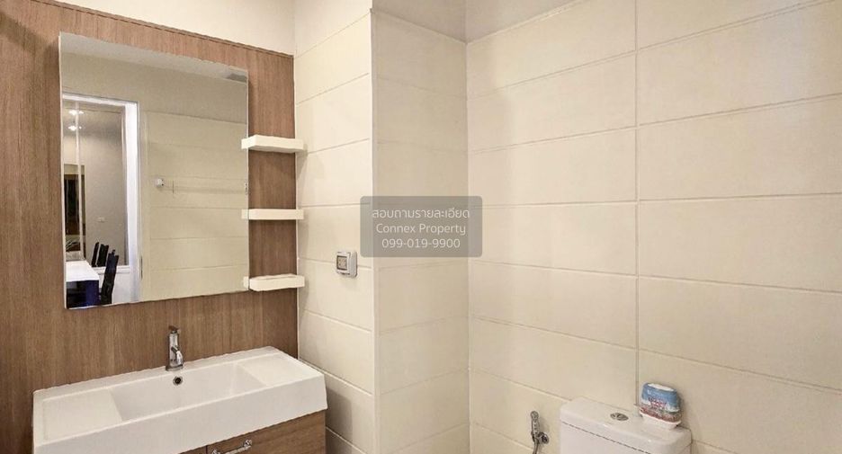 For rent 2 bedrooms condo in Khlong San, Bangkok