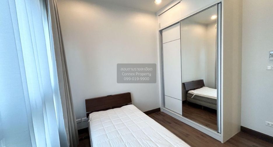 For rent 2 bedrooms condo in Khlong San, Bangkok