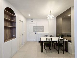 For rent 2 bedrooms condo in Khlong San, Bangkok