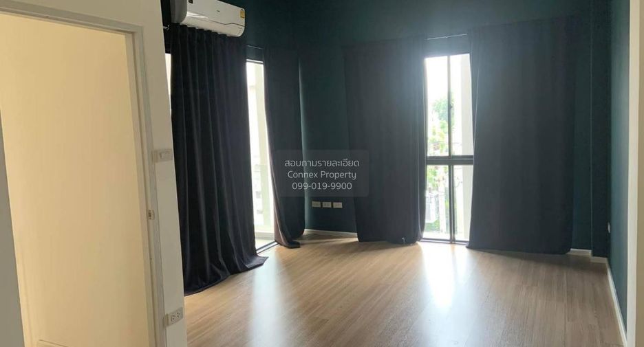 For rent 4 bedrooms townhouse in Mueang Samut Prakan, Samut Prakan