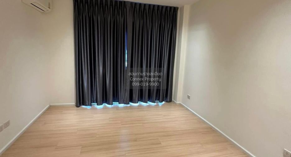 For rent 4 bedrooms townhouse in Mueang Samut Prakan, Samut Prakan