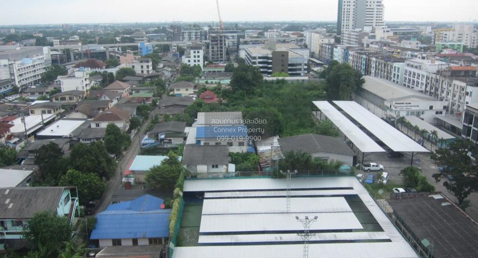 For rent 2 bedrooms condo in Khan Na Yao, Bangkok