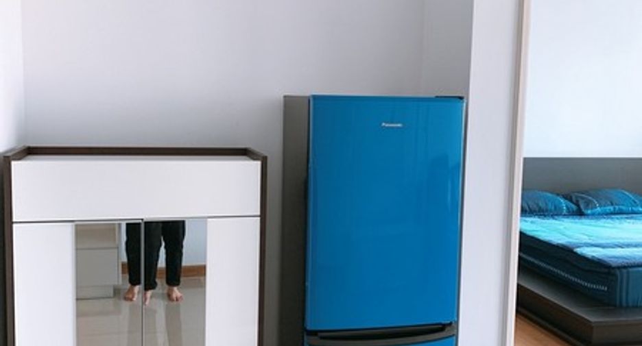 For rent 1 bed condo in Huai Khwang, Bangkok