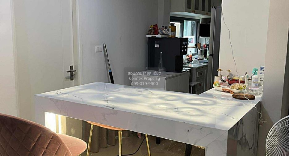 For rent 4 bedrooms house in Saphan Sung, Bangkok