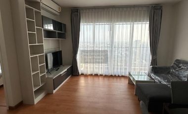 À louer 2 chambres condo 
