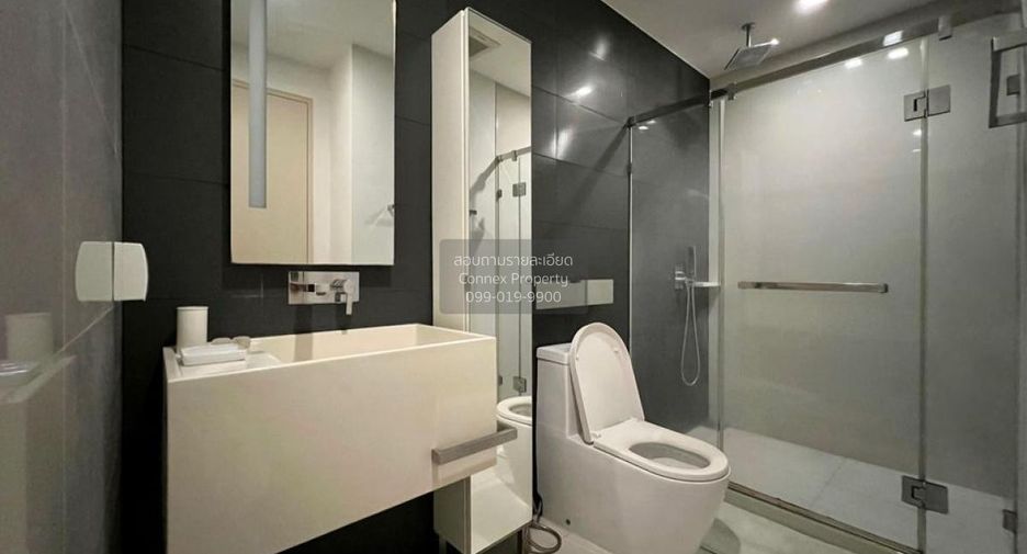 For rent 2 bedrooms condo in Khlong San, Bangkok