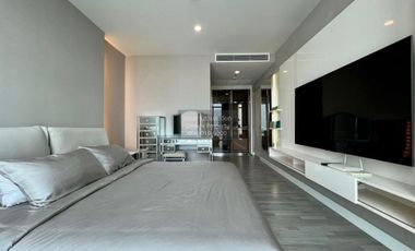 For rent 2 bedrooms condo in Khlong San, Bangkok