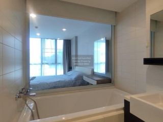 For rent 1 bed condo in Phaya Thai, Bangkok