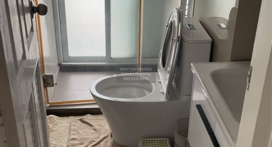 For rent 2 bedrooms condo in Chatuchak, Bangkok