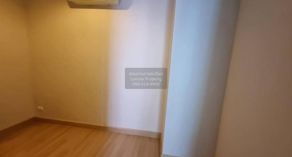 For rent 2 bedrooms condo in Thon Buri, Bangkok